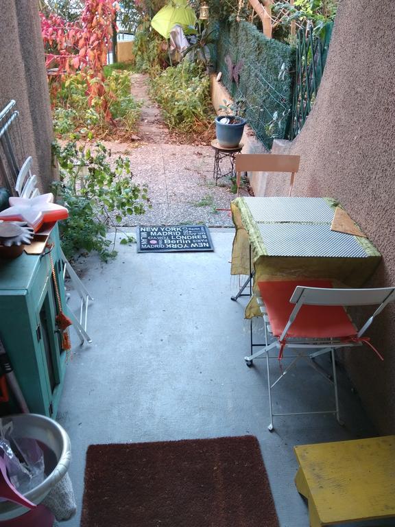 Joli Studio Avec Jardinet Avinhão Exterior foto