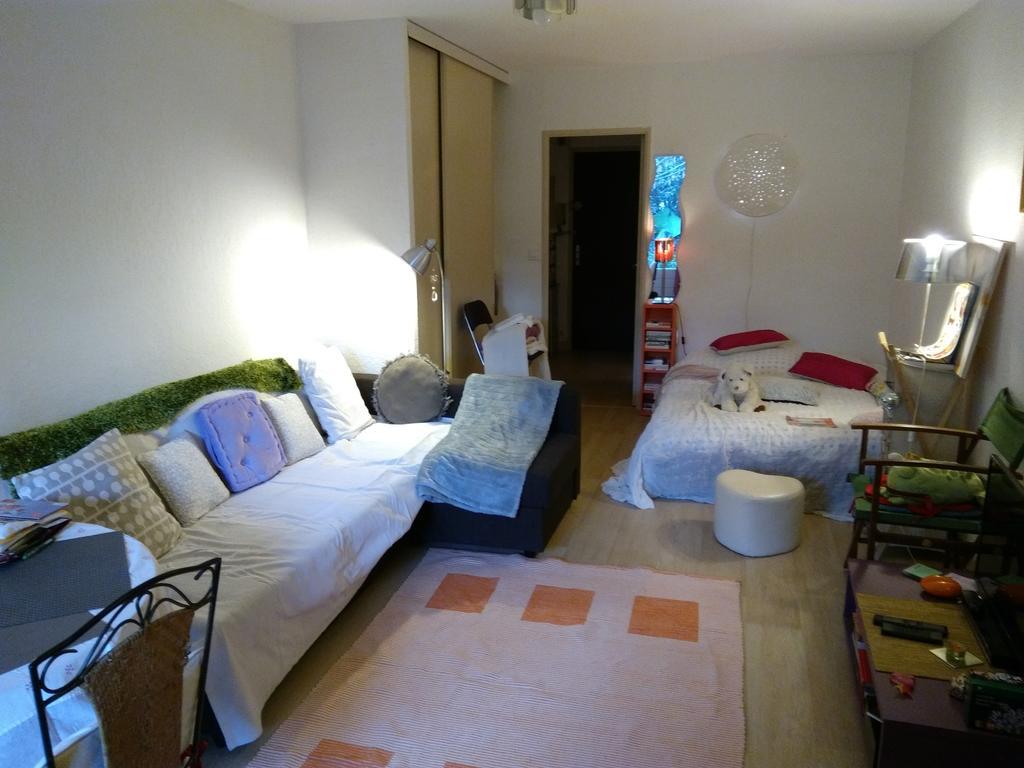 Joli Studio Avec Jardinet Avinhão Exterior foto